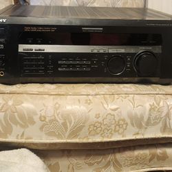 Sony STR-DE935 5.1 channel receiver 