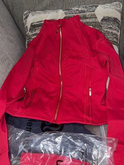 Lululemon sets