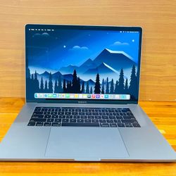 Apple MacBook Pro 2019 15” 8CORE i9 16GB 500GB SSD RADEON PRO 560X 4GB VRAM Graphics!!!!