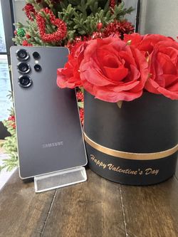 Valentine’s Day Sale!❤️ Samsung Galaxy S25 Ultra Unlocked 256GB - Black