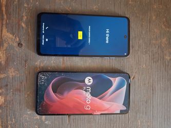 IndependentARC IT&Mobile Solutions LLC is selling 12 Motorola Moto G Play (2024) XT2413-3 64GB cell phones for $50 each