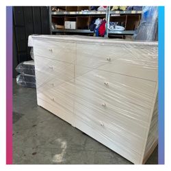 Dresser/ Eight drawers dresser