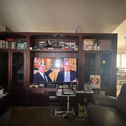 Leather Comp Chair - Bar Stools - Wall Unit
