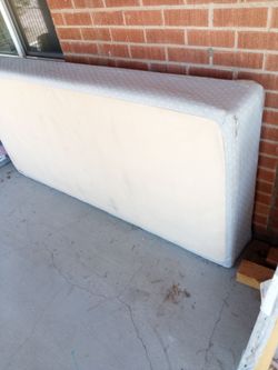Twin box spring