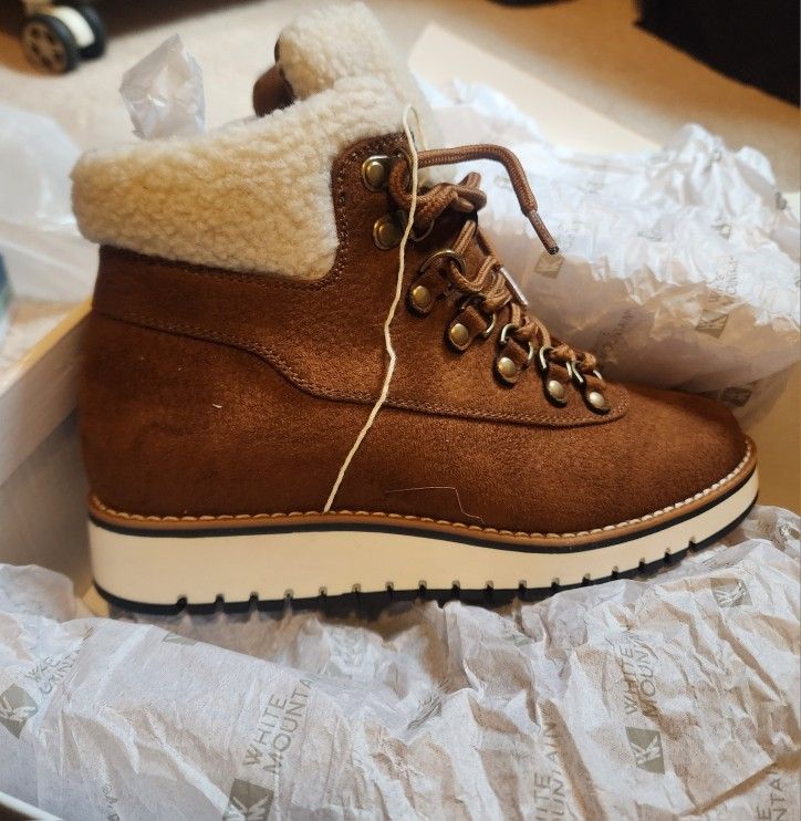 Boots Wedge