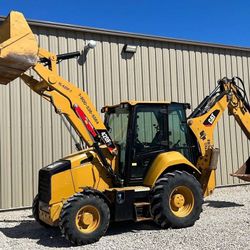 2015 Caterpillar 420F2