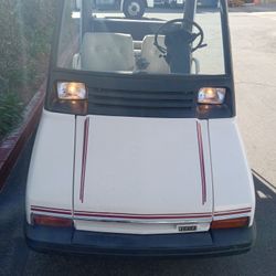 Golf Cart 4 Seater  Runs Great