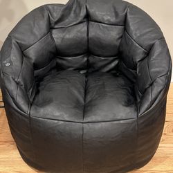 Video Game/Kids - Set Of 2 Big Joe Milano Black Montana Leather Chairs & Filler