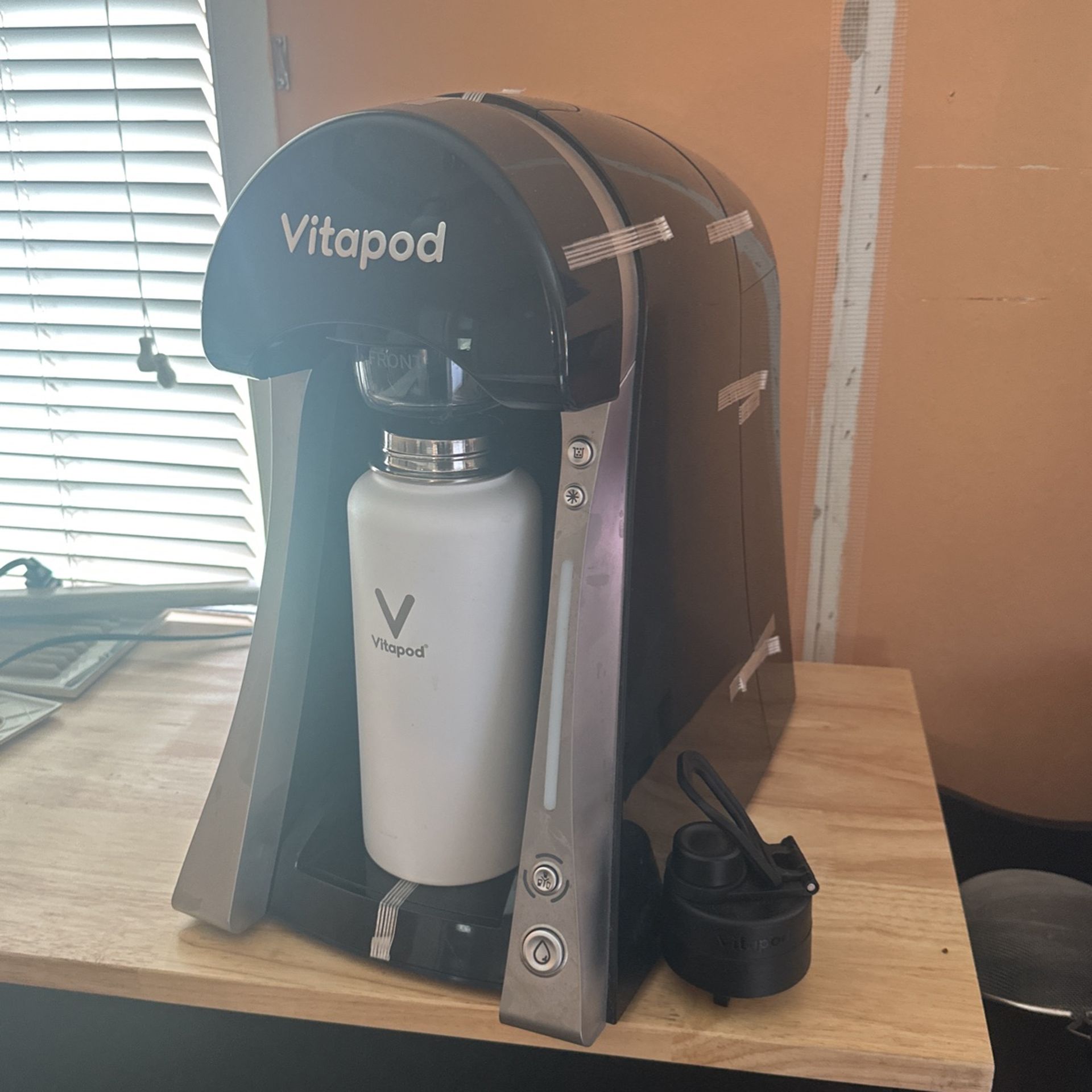 Vitapod Hydration Machine