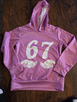 Girl hoodie 67 size 130 around size 8 in usa