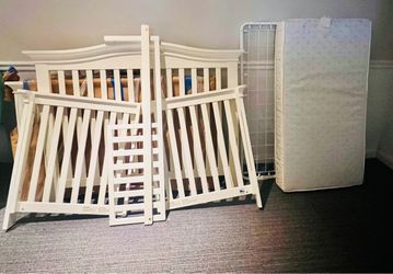 White Wood Baby Crib with Mattress
