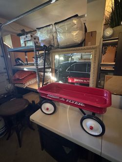 Radio Flyer Classic Red Wagon