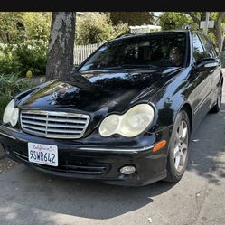 2005 Mercedes-Benz C-Class