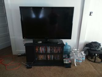 Dynex 55 inch TV taking offers