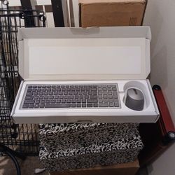 Dell Multi-device Wireless Keyboard And Mouse Combo