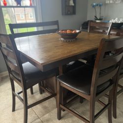 Pub Height Table And Chairs