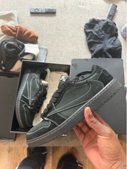Jordan 1 low Travis Scott