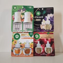 4 Air wick refills and warmers