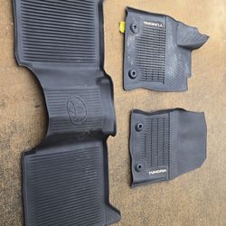 2023 Tundra Floor Mats