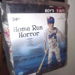 New Home Run Horror Boys Halloween Costume Size Small (6/7)