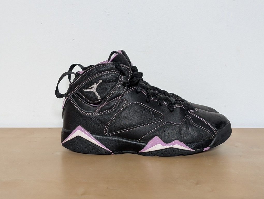 Nike Air Jordan 7 Retro Barely Grape (GS) DV2255-055 Size 4.5Y Or Women's Size 6