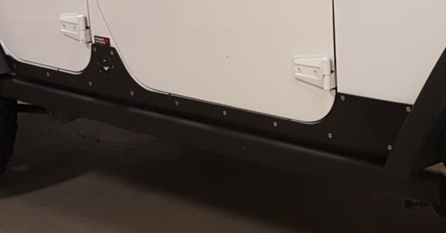 Original Classic Side Protection (Wrangler Rock Rails) for 07-18 Jeep Wrangler JK Unlimited