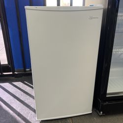 Seasons White Mini Fridge