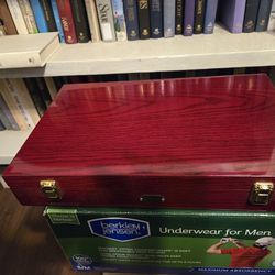 Wallace Silversmiths Flatware Wood Storage Case Cherry Finish