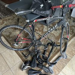 Specialized Allez Comp Road Bike With Many Extras