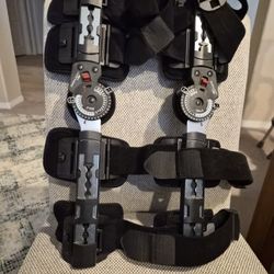 Post-Op Knee Brace