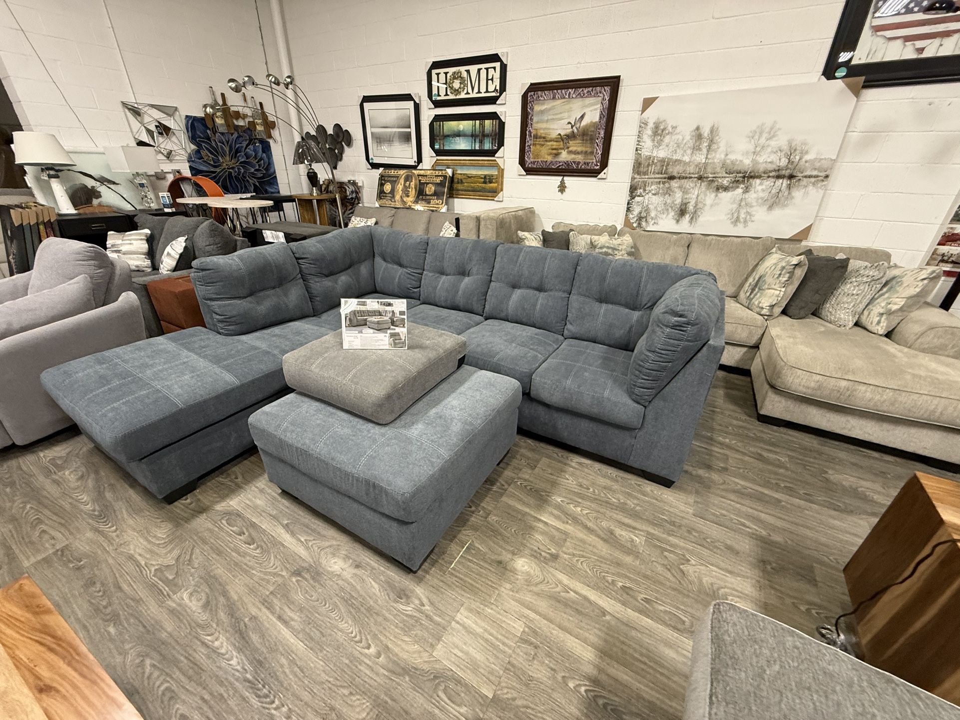 Marleton 2 pc Sectional With Ottoman *New With Warranty*