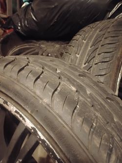 6 Lug Universal Dodge 800$