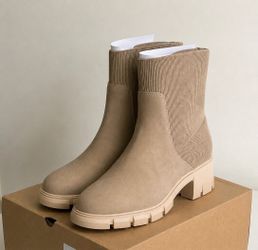 Beige Suede Ankle Boots with Lug Sole - size 9