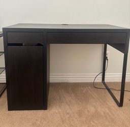 Home office desk