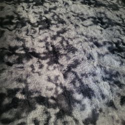 New Fluffy Rug 8ft By 10ft