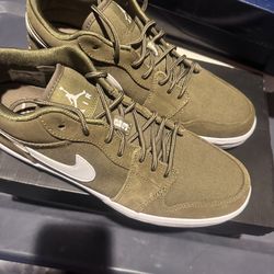 Nike Jordan olive green