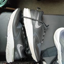 Nike Women's Odyssey React 2 Shield