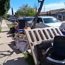 Free items in Pacoima 