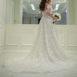Wedding Dress 👰🏻‍♀️ Size 6 