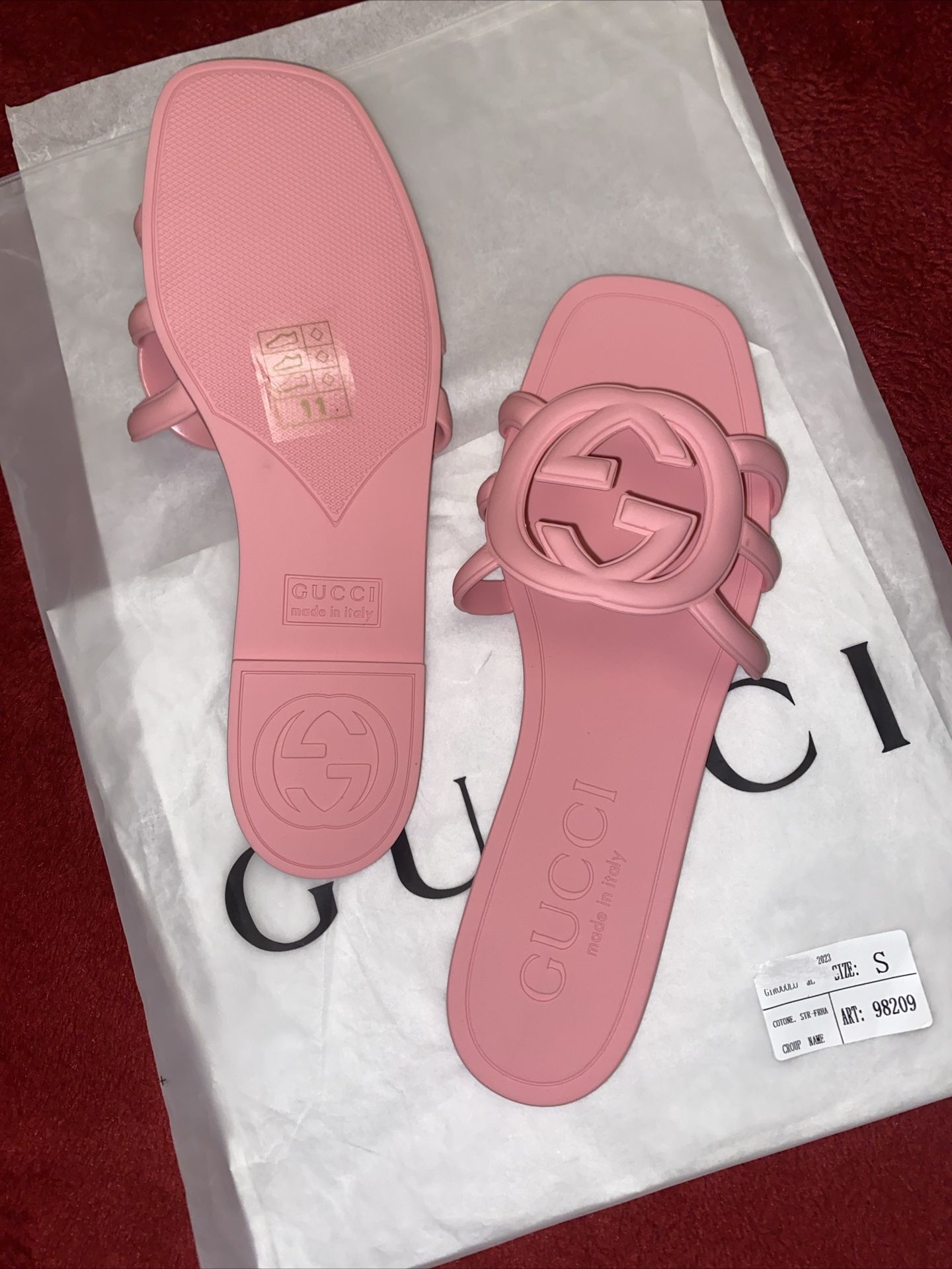 GUCCI WOMEN'S INTERLOCKING G SLIDE SANDAL “41”