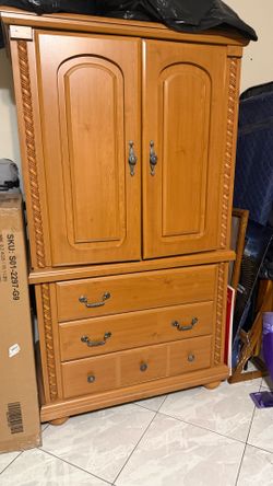Dresser