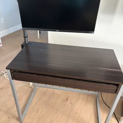 Computer Desk With LG 4k Monitor And Mount