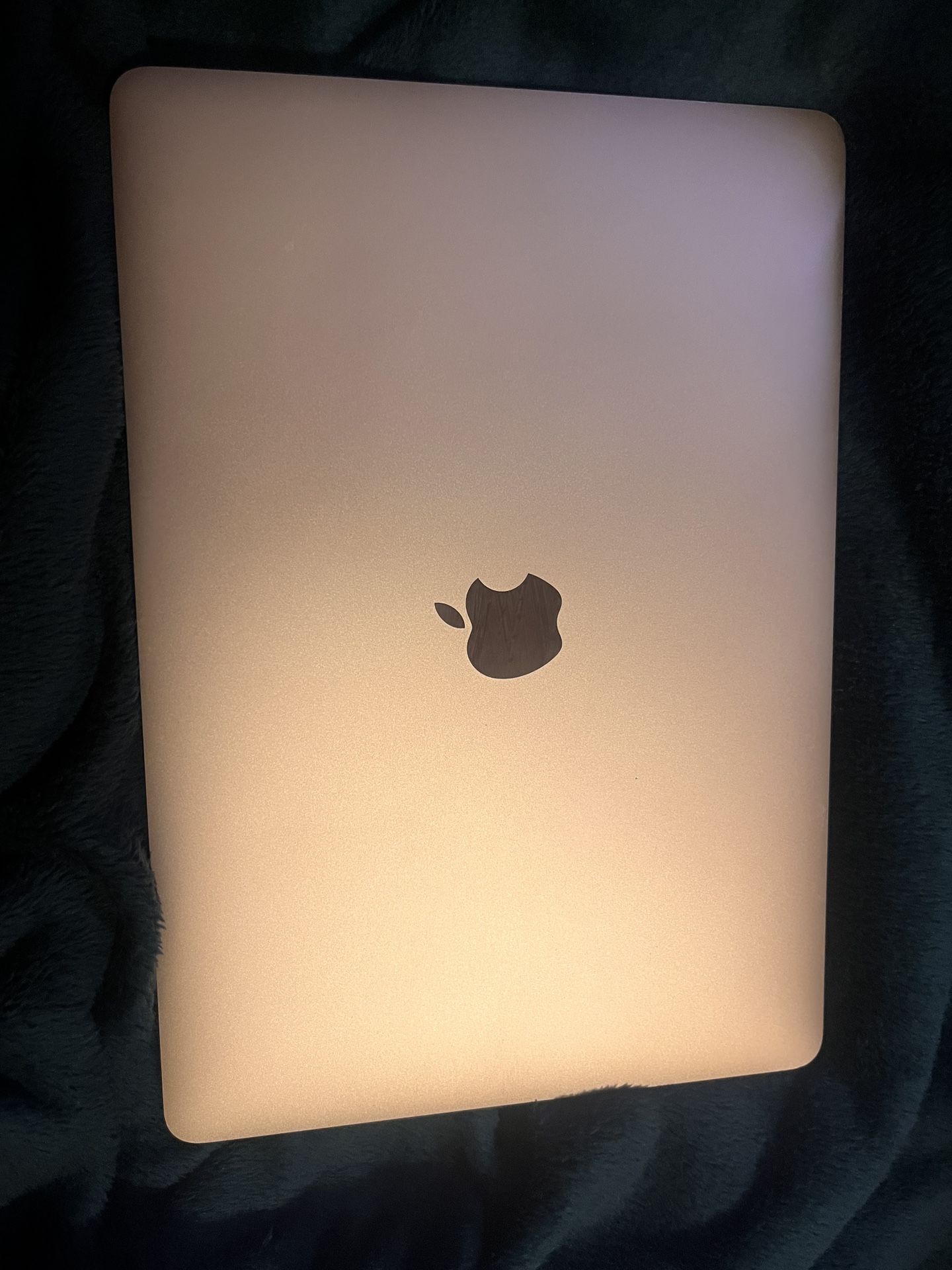 Mac Book