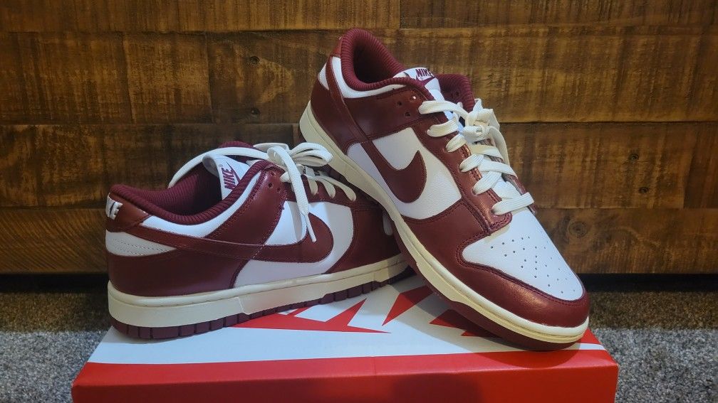 Nike Dunk Low Prm Vintage Red