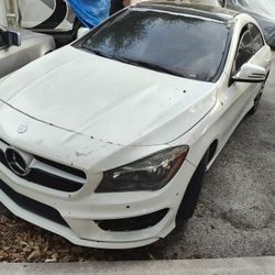 2014 Mercedes Benz CLA 250 Headlights 