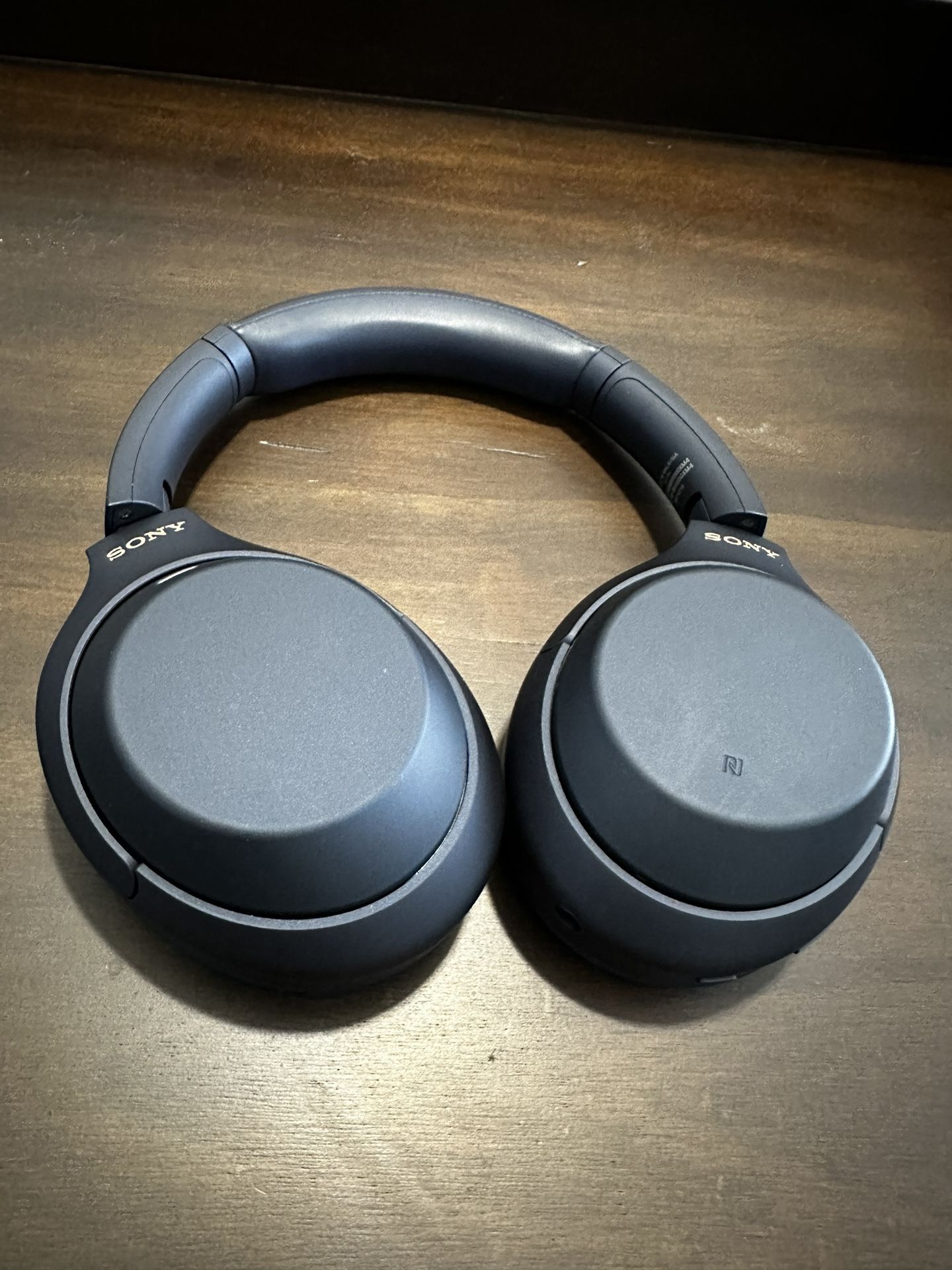 SONY WH-1000XM4 HEADPHONES