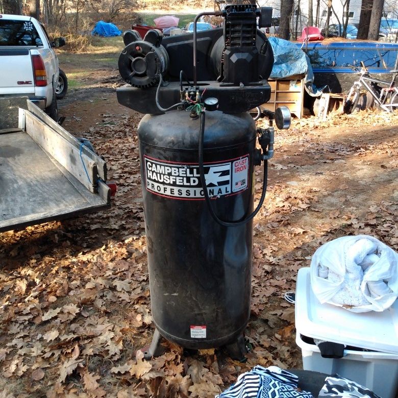 Professional Compressor. 3000$ New. I'm Asking 500$ Works Perfectly. New Motor