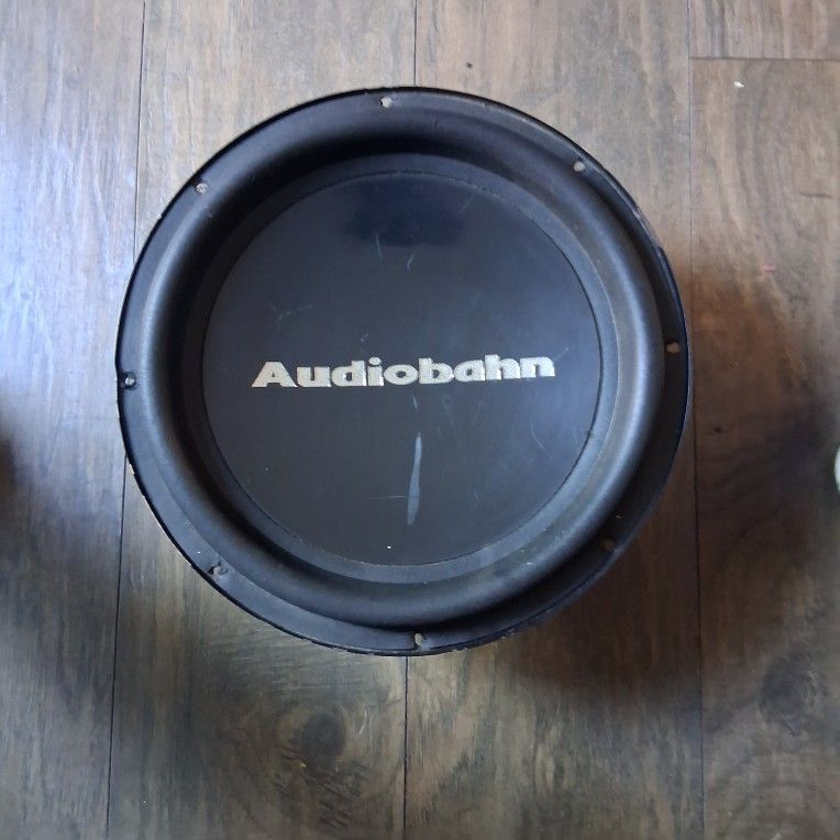 Subwoofer