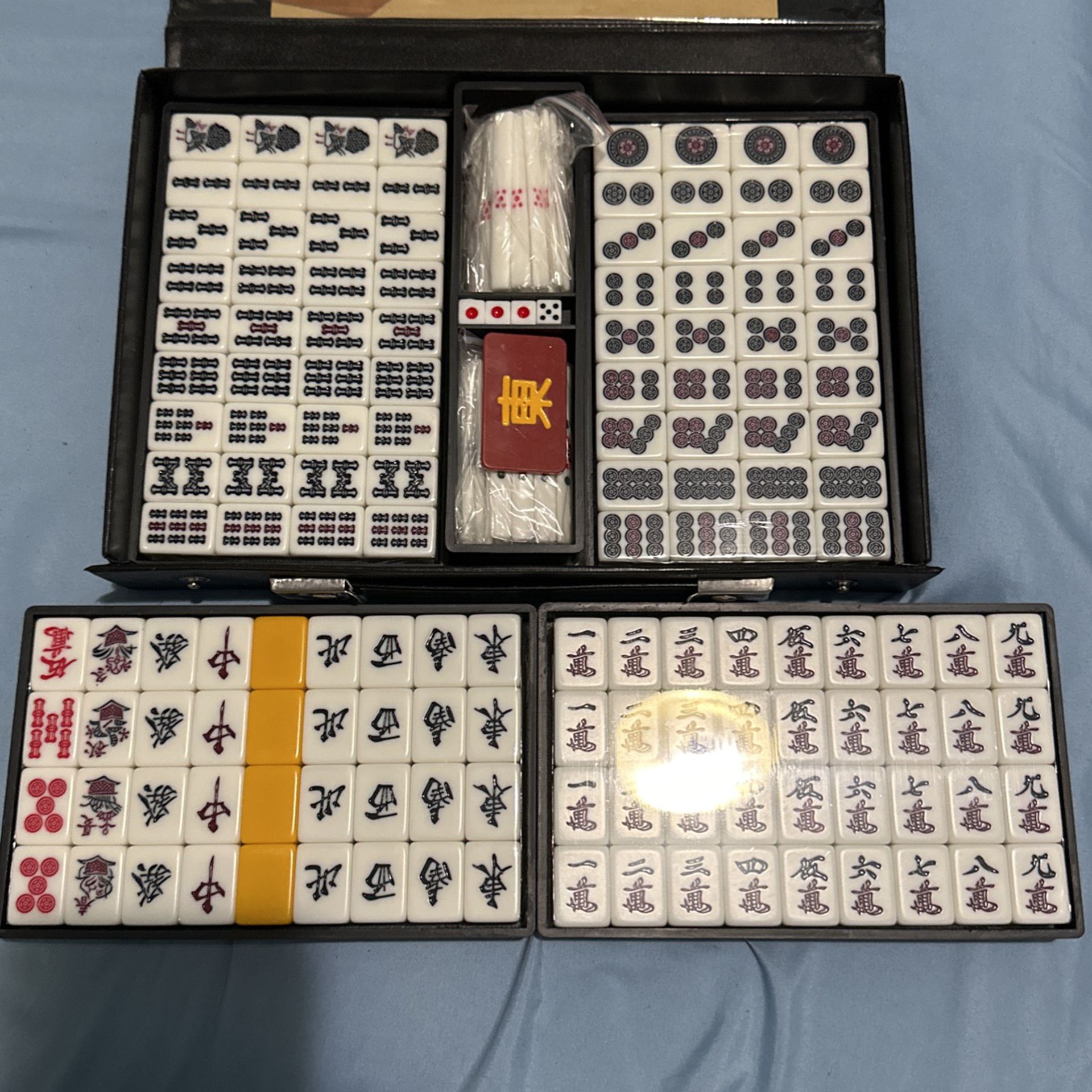 Japanese Riichi Mahjong Set