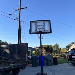 Basketball Hoop 